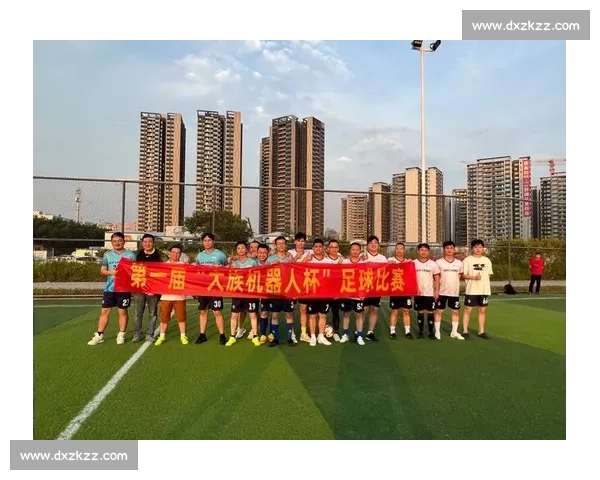 绿茵场上的激情与梦想一场足球比赛带来的青春回响与团队精神的洗礼